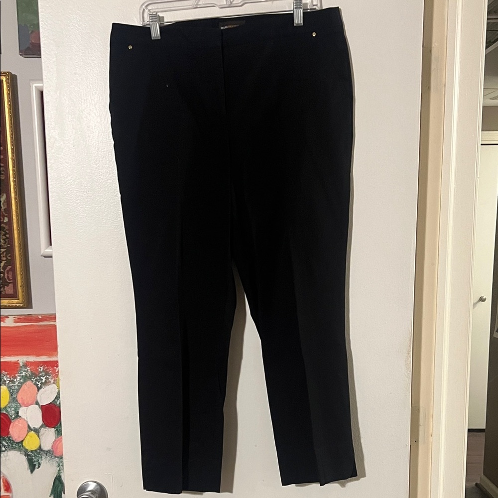 Dana Buchman black ankle pants